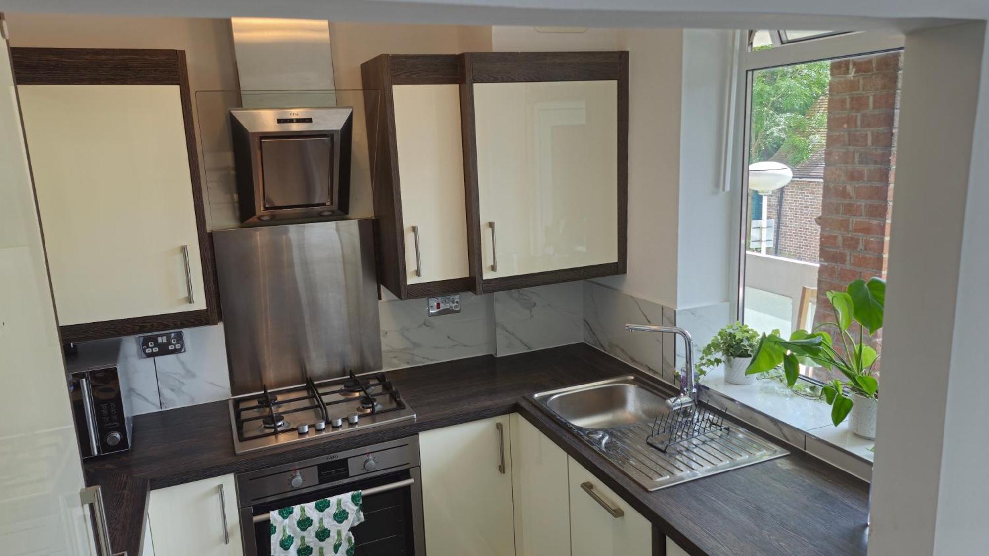 Bright Spacious Airy 2 Bed Flat Ealing Dış mekan fotoğraf